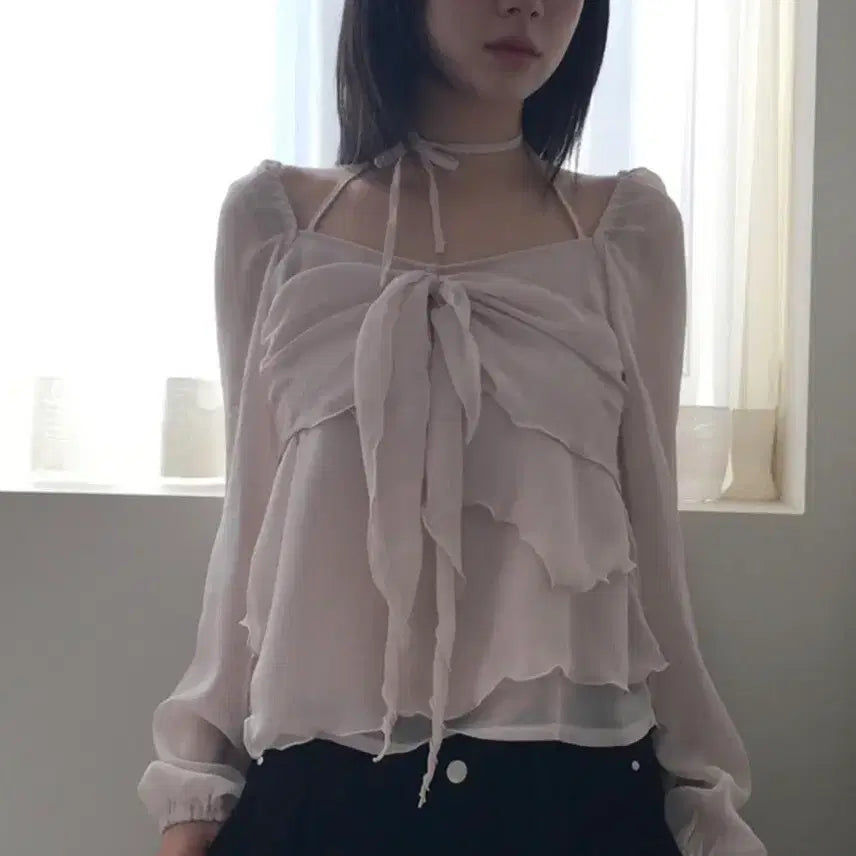 [BUNJANG] Nobiyakha Benjamin Chiffon Ribbon Blouse Light Beige / 노비야카 벤자민 쉬폰 리본 블라우스 라이트 베이지