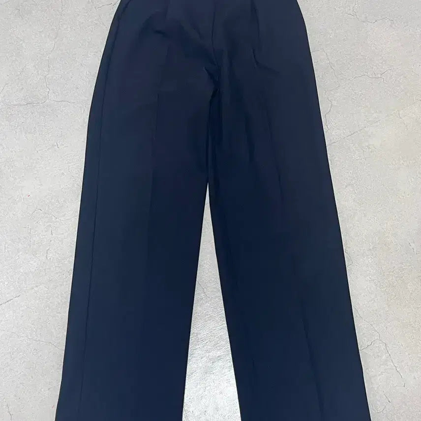 [BUNJANG] Wolv Collection Spring Pintuck Slacks Black / 원로그 스프링 핀턱 슬랙스 블랙