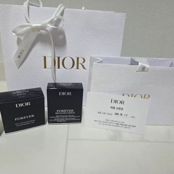 [BUNJANG] Dior Forever Skin Glow Cushion & Rouge Dior Forever Liquid Lipstick Set / 디올 포에버 스킨 글로우 쿠션 / 립스틱 세트[새상품] 디올 포에버 쿠션 / 디올 어딕트 글로우 립스틱 새상품