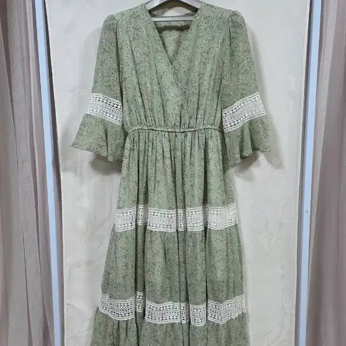 [BUNJANG] Sheer Lace Panel Long Dress (Size 55-66) / 시원한레이스배색롱원피스(55-66)