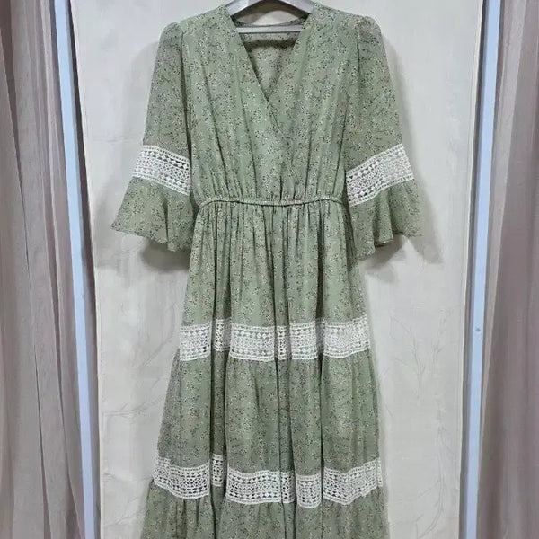 [BUNJANG] Sheer Lace Panel Long Dress (Size 55-66) / 시원한레이스배색롱원피스(55-66)