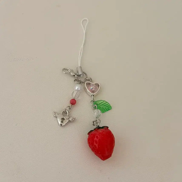 [BUNJANG] Strawberry Beaded Charm Phone Strap Y2K / 상큼 딸기 비즈 키링 핸드폰 스트랩 키치 Y2K