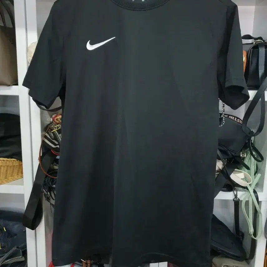 [BUNJANG] Nike Short Sleeve T-Shirt (L) / 나이키 반팔 L