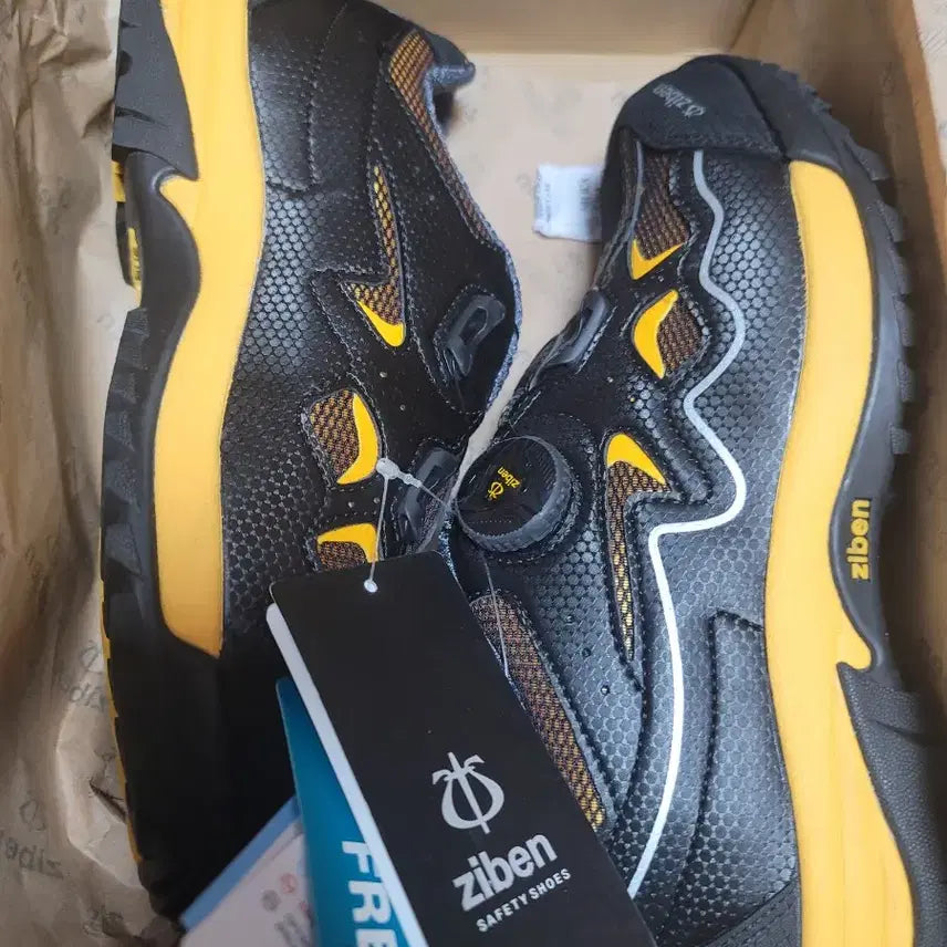 [BUNJANG] Ziben 142 Safety Shoes Size 245 / 지벤 142 안전화 245