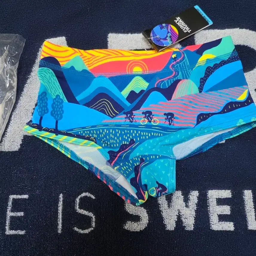 [BUNJANG] Funky Trunks Allez Allez Boy 8 Swim Trunks / 구펑 펑키트렁크 Allez Allez 보이8 수영복 숏사각