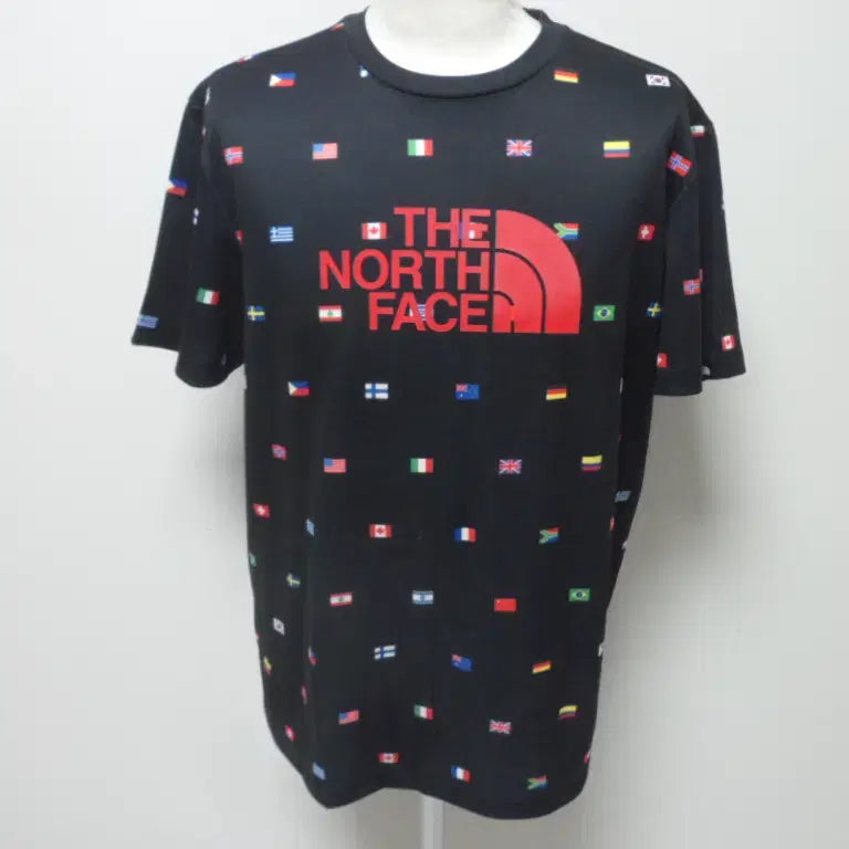 [BUNJANG] The North Face Men's World Flag Graphic T-Shirt Black / 노스페이스/남성/세계국기/일상복/반팔/라운드 티셔츠/100/새제품