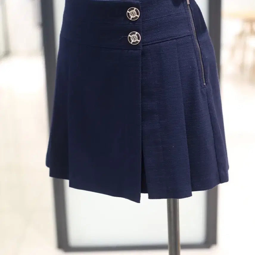 [BUNJANG] DEWL Navy Tweed Wrap Skirt Pants / DEWL 네이비 트위드 랩 스커트 팬츠 55