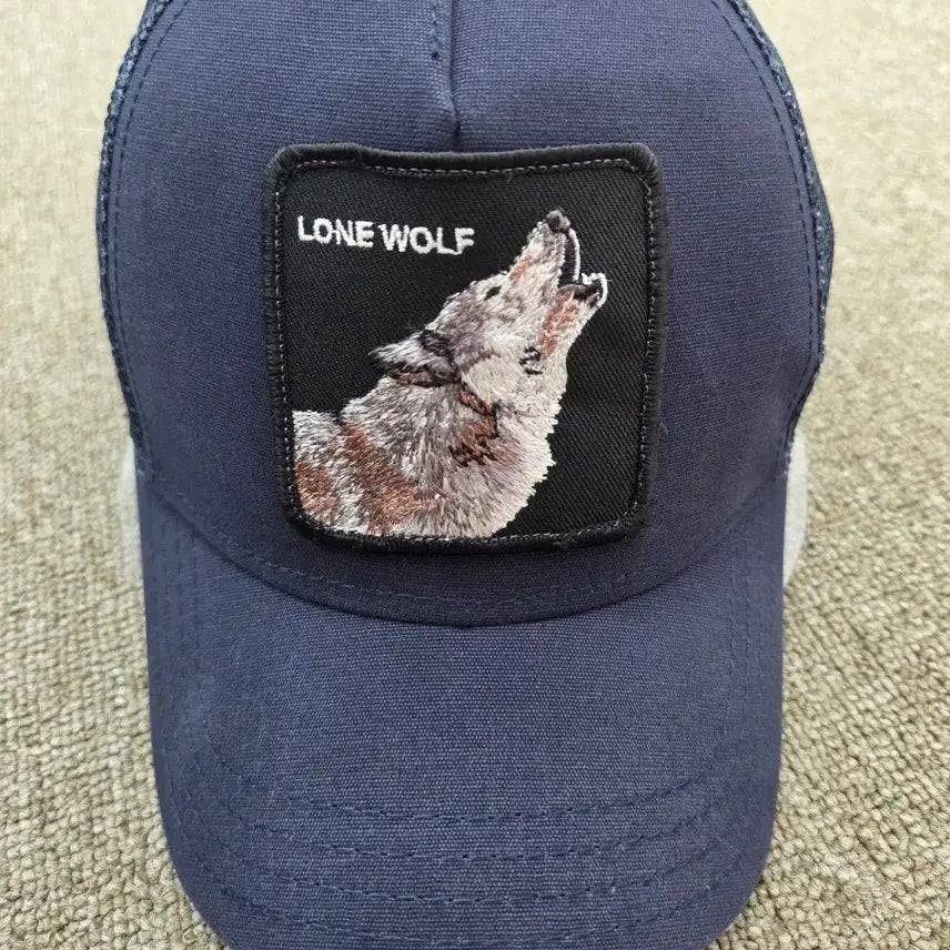 [BUNJANG] Goorin Bros Lone Wolf Trucker Mesh Cap Navy / GOORIN BROS 구린 브로스 트러커캡 트러커 매쉬캡 늑대 자수 네이비