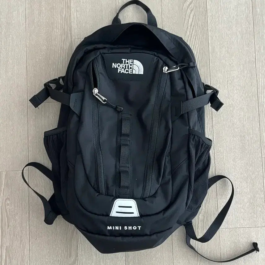 [BUNJANG] The North Face Mini Shot Backpack Black / 노스페이스 백팩 미니샷 블랙