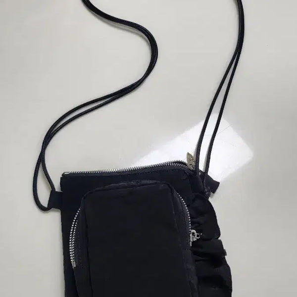 [BUNJANG] Lucky Chouette Frill Crossbody Bag / 럭키슈에뜨 프릴 크로스백