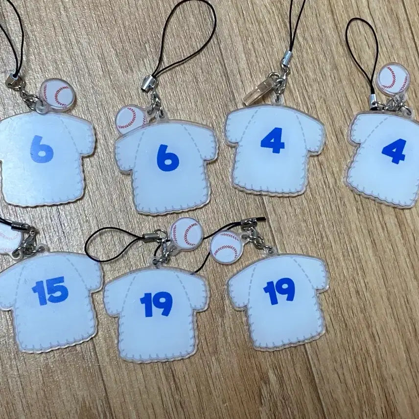 [BUNJANG] Daiya no A Ace Uniform Keychain / 다이에이 유니폼키링