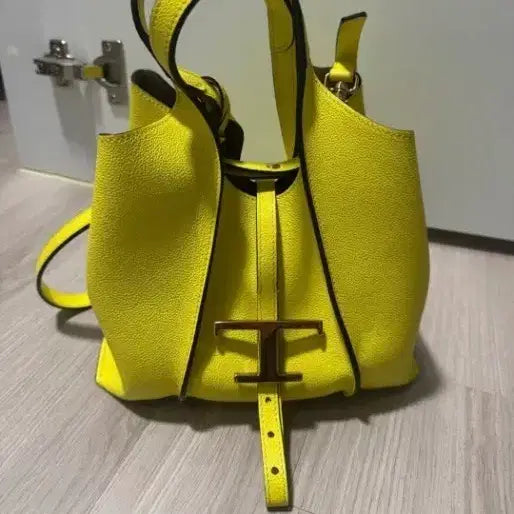 [BUNJANG] Tod's Shopping Bag Lemon / 토즈 쇼핑백 옐로우