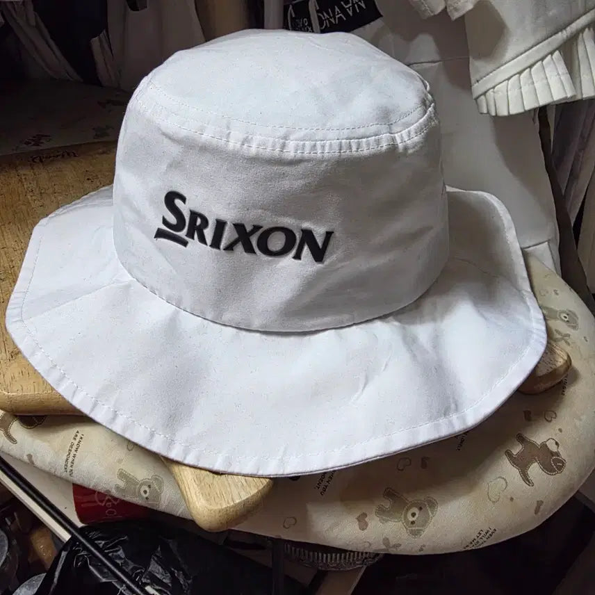 [BUNJANG] Srixon Bucket Hat White 58 / 스릭슨 버킷햇 화이트 58