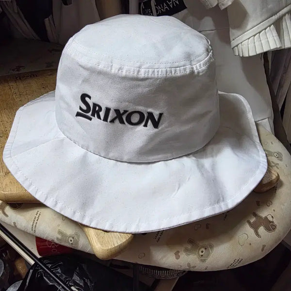 [BUNJANG] Srixon Bucket Hat White 58 / 스릭슨 버킷햇 화이트 58