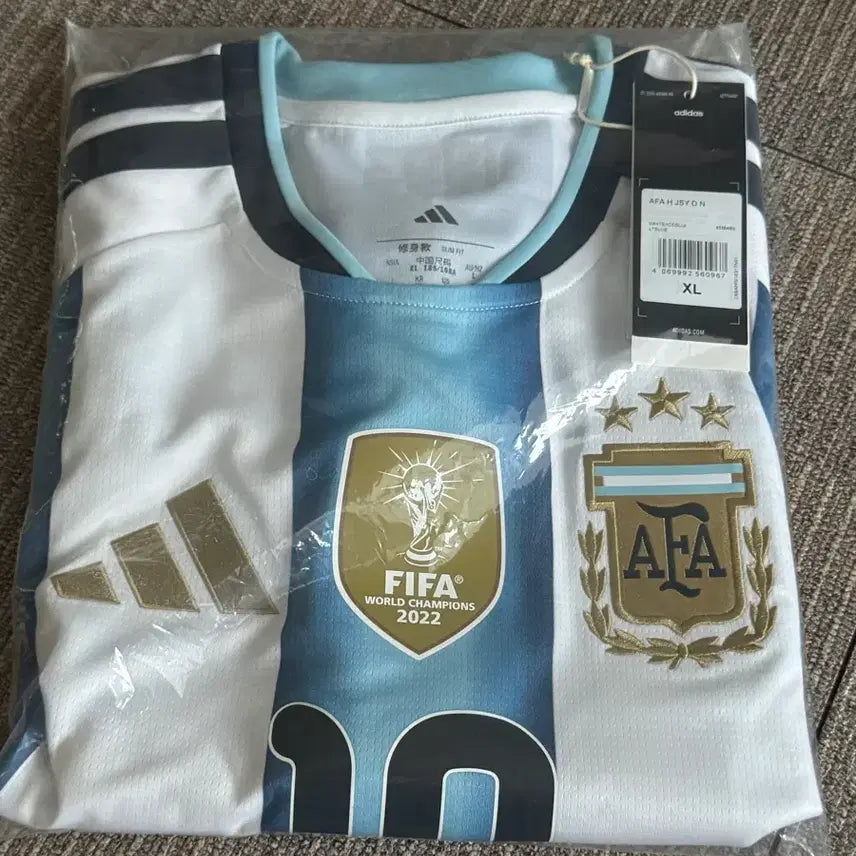 [BUNJANG] Adidas Argentina 2026 Home Replica Jersey with Messi Customization - XL / 아디다스 아르헨티나 2026 홈 레플리카 메시마킹 XL
