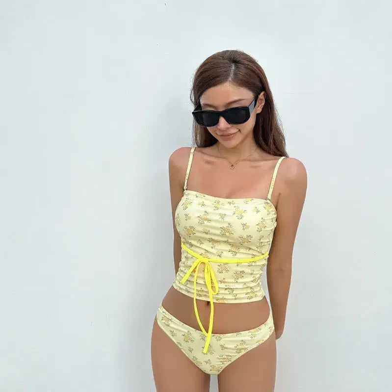 [BUNJANG] Ballybiki Lemon Yellow Flower Tankini Swimsuit Top / 발리비키 레몬 옐로우 플라워 탱키니 탱크탑 비키니 세크