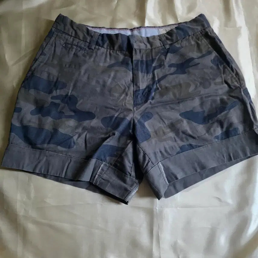 [BUNJANG] TOPTEN Camouflage Cargo Shorts / TOPTEN 카모플라쥬 반바지