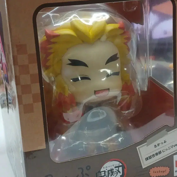 [BUNJANG] Megahouse Kyojuro Rengoku 'Banggut' Look Up Figure (Sealed) / 미개봉 렌고쿠 쿄주로 메가하우스 방긋 룩업 양도
