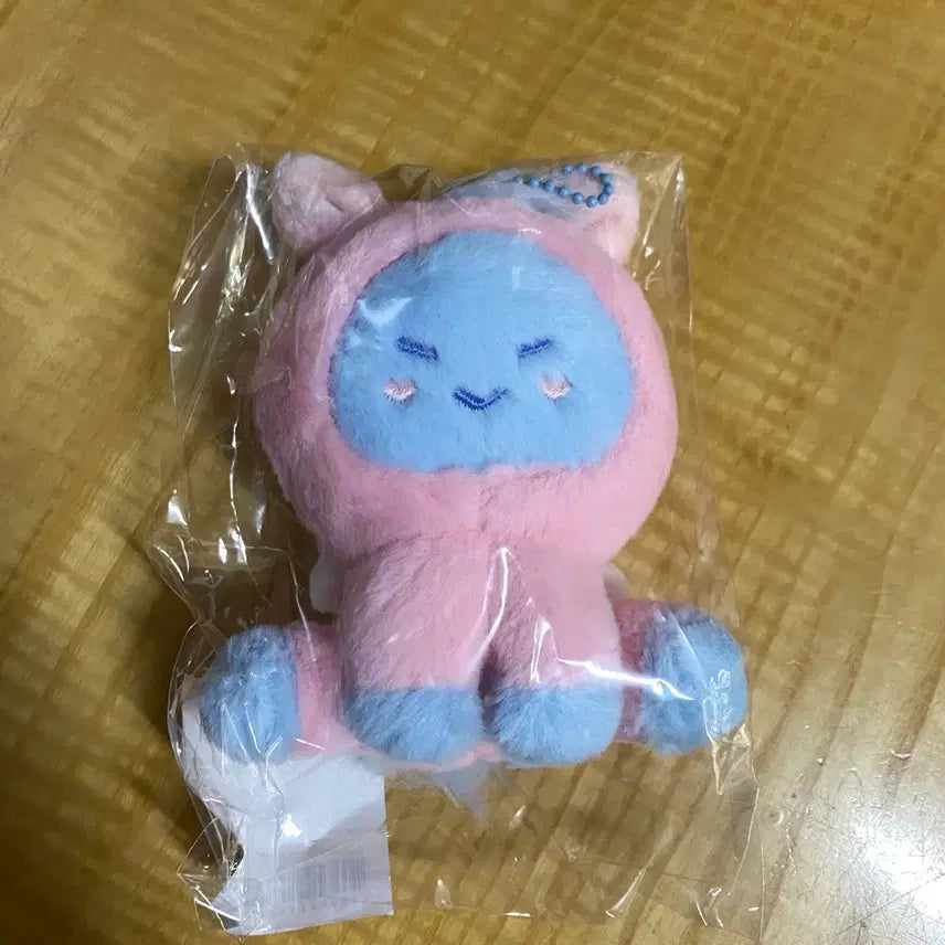 [BUNJANG] Super Junior Yesung RED HARE JUNIOR DOLL KEYRING / 슈퍼주니어 예성 인형 키링 RED HARE JUNIOR DOLL KEYRING