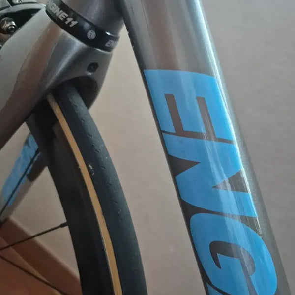 [BUNJANG] Custom Fixed Gear Bicycle Frame (Gunmetal) - Excellent Condition / 건메탈 급처 네고 가능 판매만
