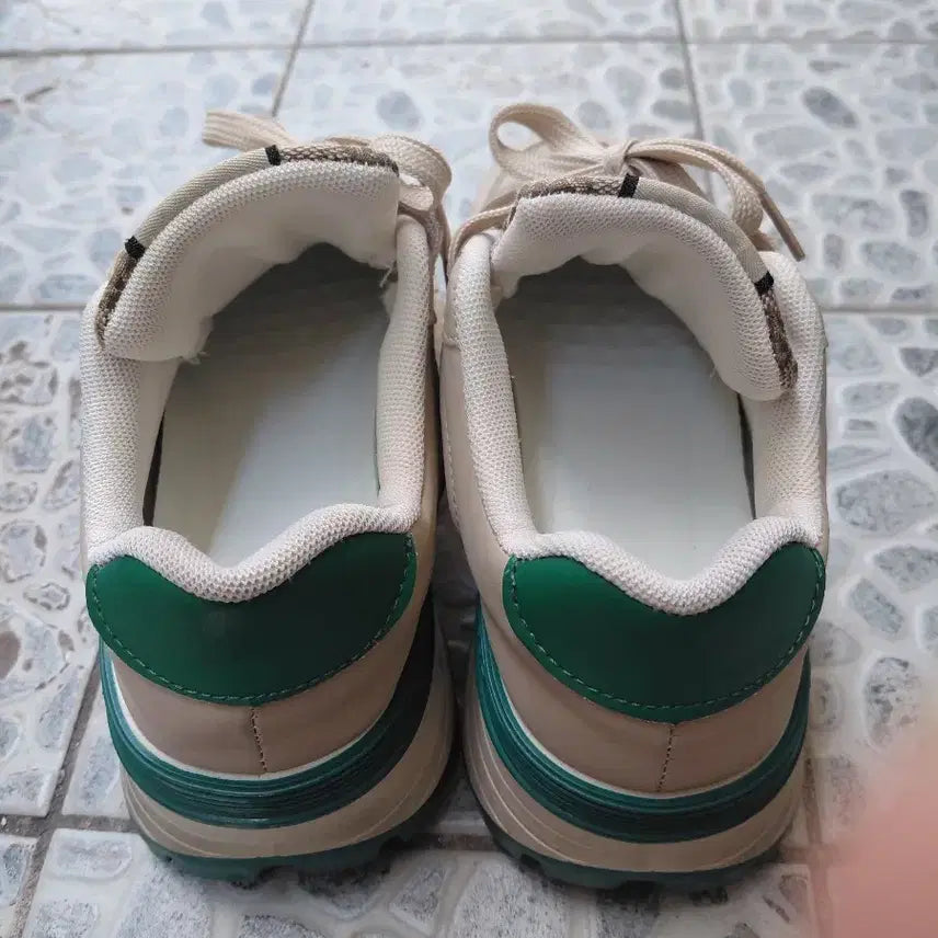 [BUNJANG] GDGGl Sneakers Beige Green 235 / GDGGl 스니커즈 베이지그린235