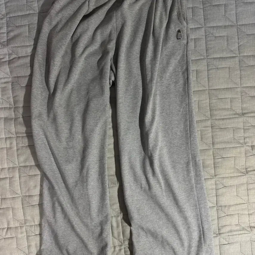 [BUNJANG] Gagaui Unions Grey Sweatpants / 가까이 유니온즈 그레이 스웨트 팬츠