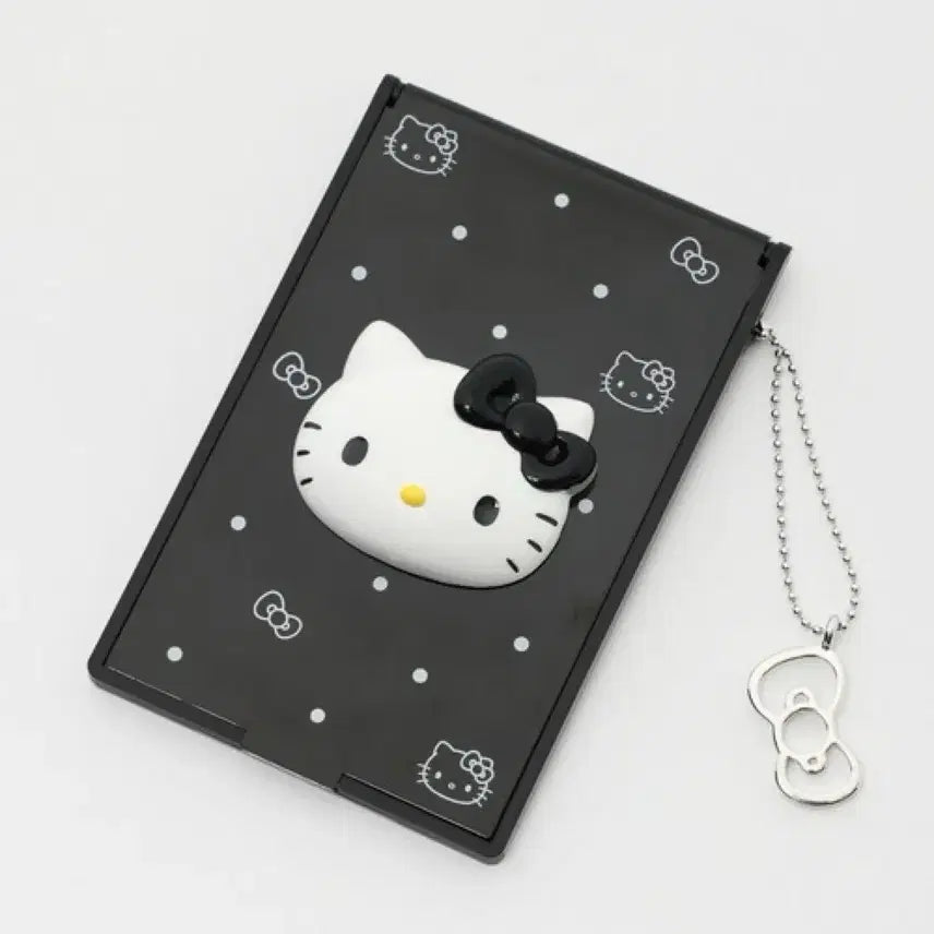 [BUNJANG] Sanrio Hello Kitty Lori's Farm Collaboration Mini Mirror Keychain - Black / 헬로키티 로리즈팜 미퍼센트 미니 미러 키링 블랙 정품 미개봉 새상품