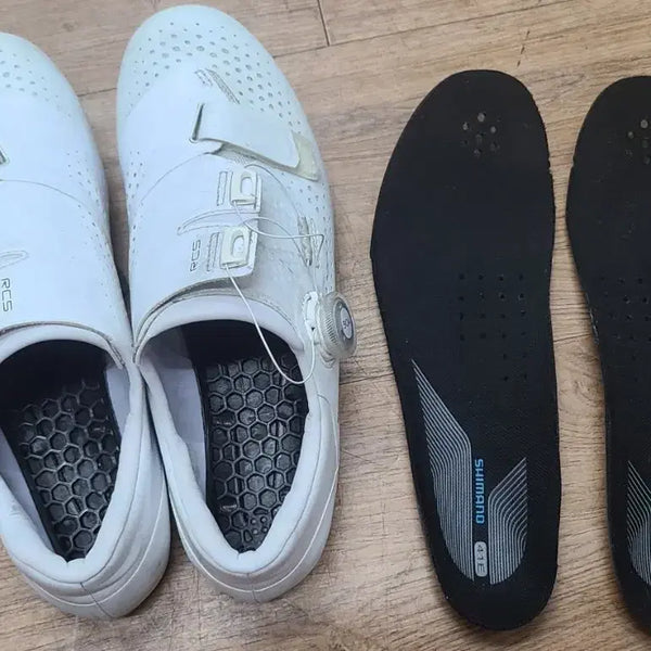 [BUNJANG] Shimano RC5 White Cycling Shoes Size 41E / 시마노 RC5 화이트 사이클링 슈즈 41E
