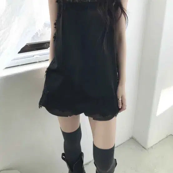 [BUNJANG] Tuftie Lace Slip Top / 튜프티 레이스 나시 lace slip top