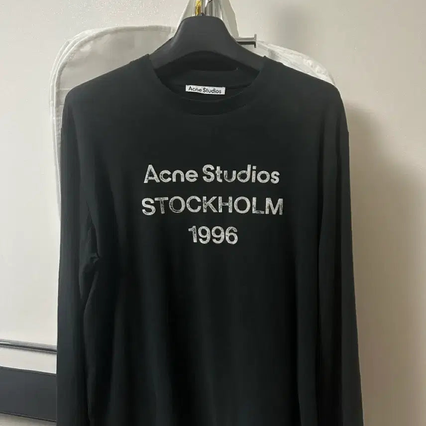 [BUNJANG] Acne Studios 1996 Stockholm Long Sleeve T-Shirt Black / 아크네 스튜디오 1996 스톡홀름 긴팔 티셔츠 블랙 팝니다