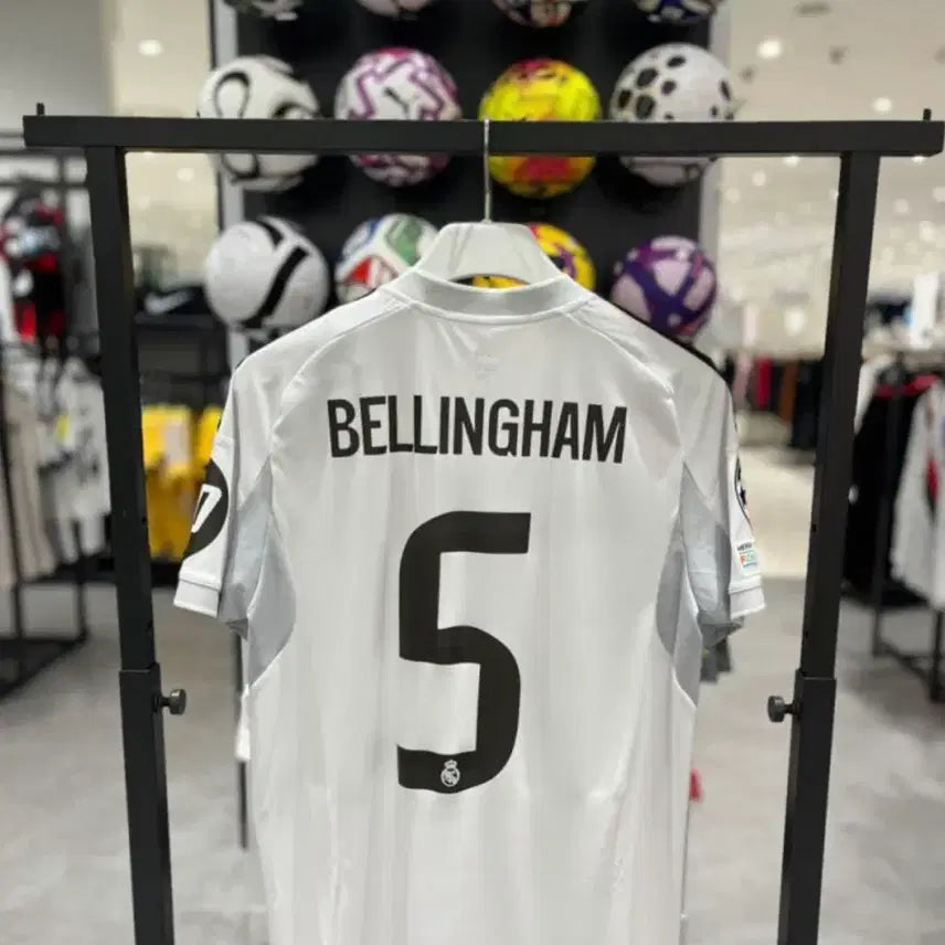 [BUNJANG] Real Madrid 25-26 Home Replica Bellingham Champions League Jersey (M) / 25-26 레알 마드리드 홈 레플리카 오피셜 벨링엄 챔스 m