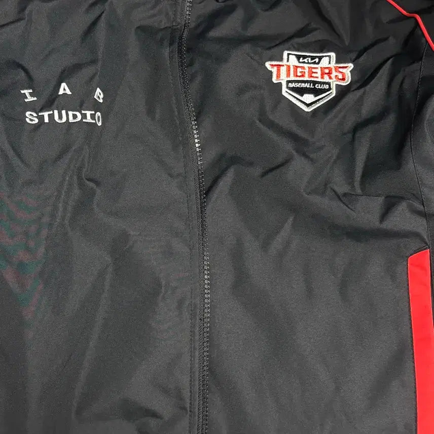 [BUNJANG] Kia Tigers 2024 Spring/Autumn Jumper / 기아타이거즈 24 춘추점퍼 85