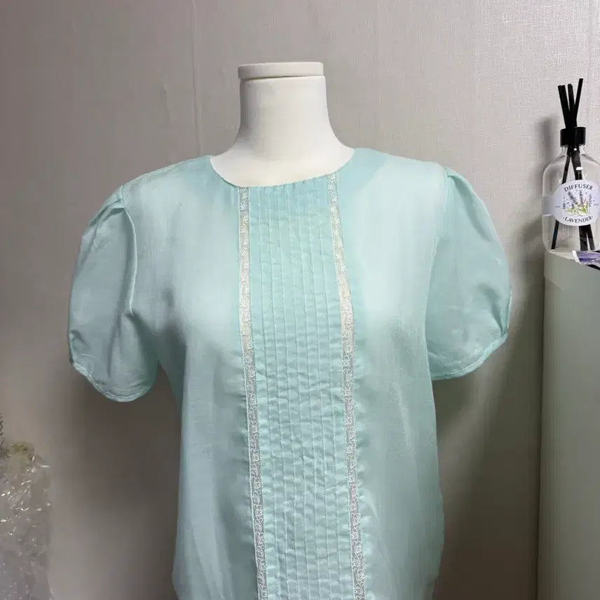 [BUNJANG] Monni Enni Vintage Mint Lace Blouse / (네고 사절) 몬니 엔니 빈티지 블라우스 민트 레이스 블라우스