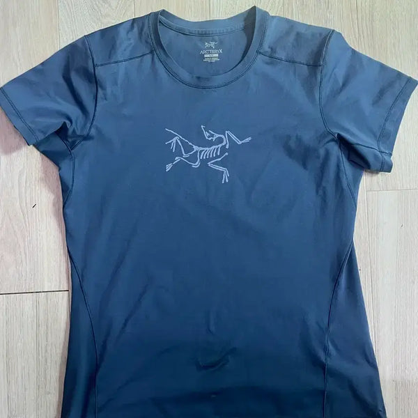 [BUNJANG] Arc'teryx Women's T-Shirt - Size S / 아크테릭스 반팔티 여성 s