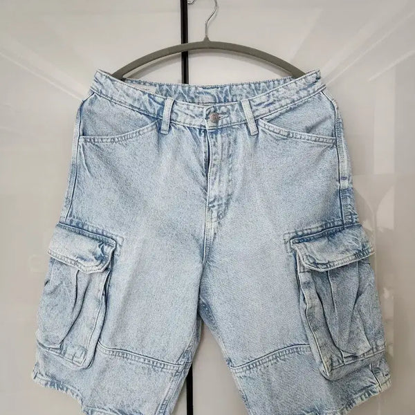 [BUNJANG] Zara Light Wash Regular Fit Cargo Shorts / 자라 연청 레귤러핏 카고 반바지 31
