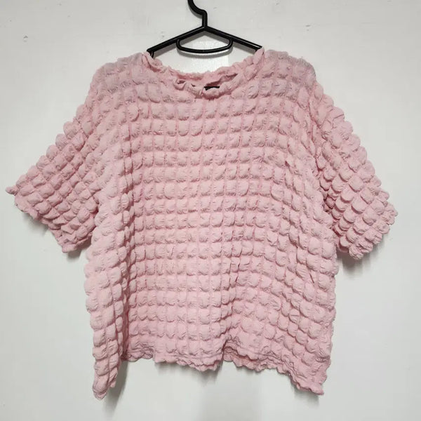 [BUNJANG] Lalallounge Embossed Pleats Short Sleeve T-Shirt / 라라라운지 엠보 플리츠 반팔