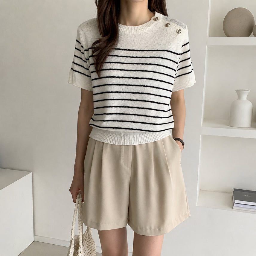 [BUNJANG] General Idea Shoulder Button Short Sleeve Knit / [55]제너럴아이디어 어깨 버튼 반팔 니트
