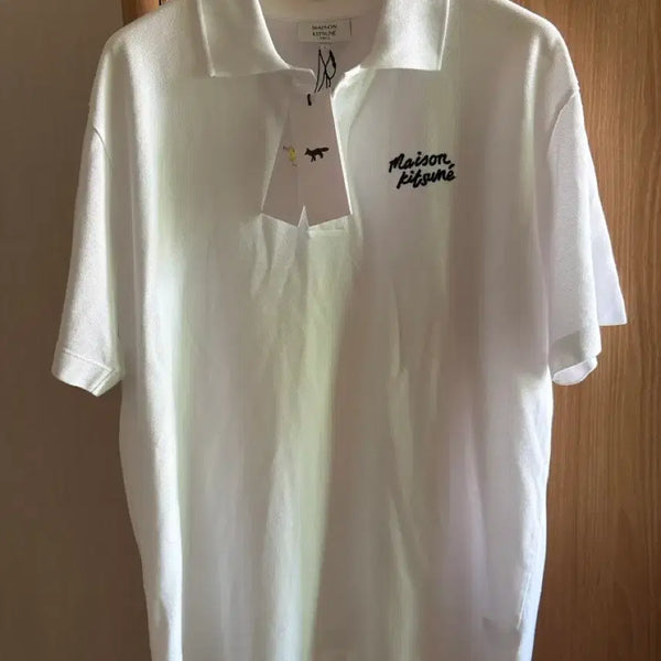 [BUNJANG] Maison Kitsuné Handwriting Comfort Polo Shirt White / 메종키츠네 핸드라이팅 컴포트 폴로 화이트