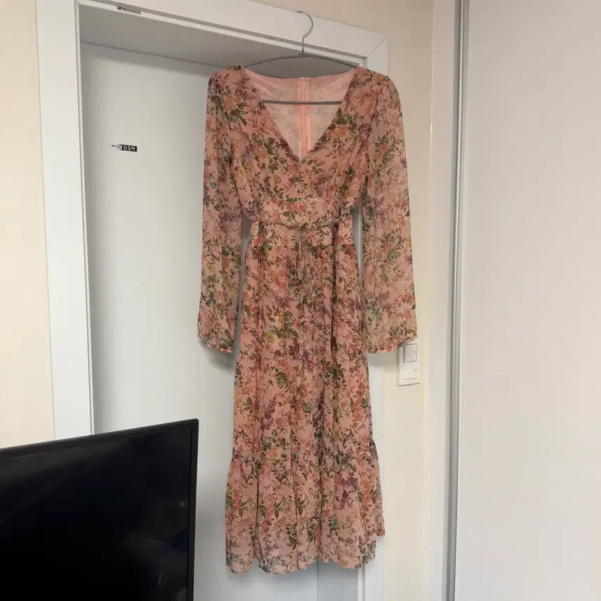 [BUNJANG] Flower Pattern Waist Tie Long Dress - Pink / 플라워 패턴 허리끈 롱 원피스 핑크 의류재고 재고처리 의류처분 땡처리 옷장정리