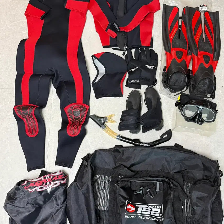 [BUNJANG] Aquaze Scuba Gear Bundle Wetsuit Fins Mask Snorkel Bag / 여성용 스쿠버 장비 일괄, 아쿠아즈 5mm 슈트, TUSA 핀