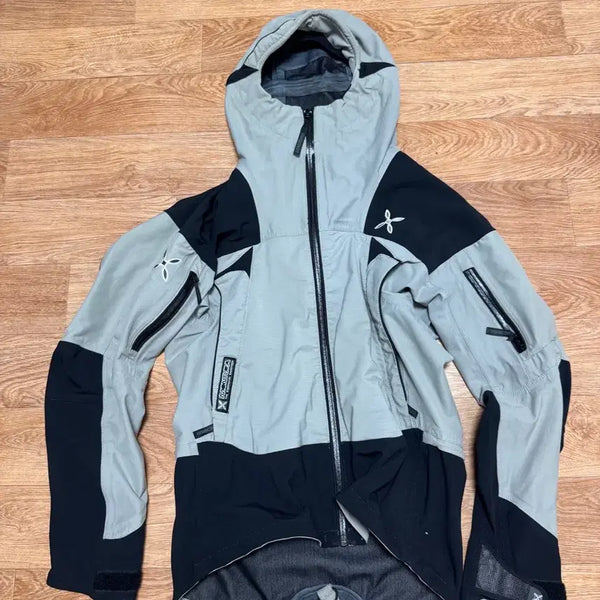 [BUNJANG] Montura Softshell Windbreaker Jacket Grey Size S / 몬츄라 소프트쉘 바람막이 자켓 그레이 사이즈S