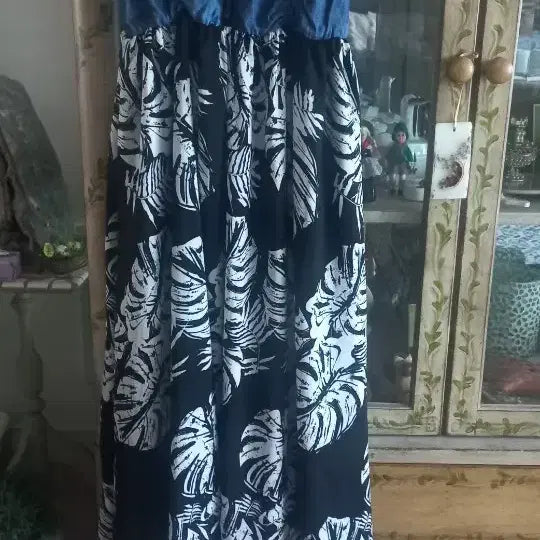 [BUNJANG] Denim Long Dress with Leaf Pattern / 청 데님 롱 원피스 잎사귀 패턴