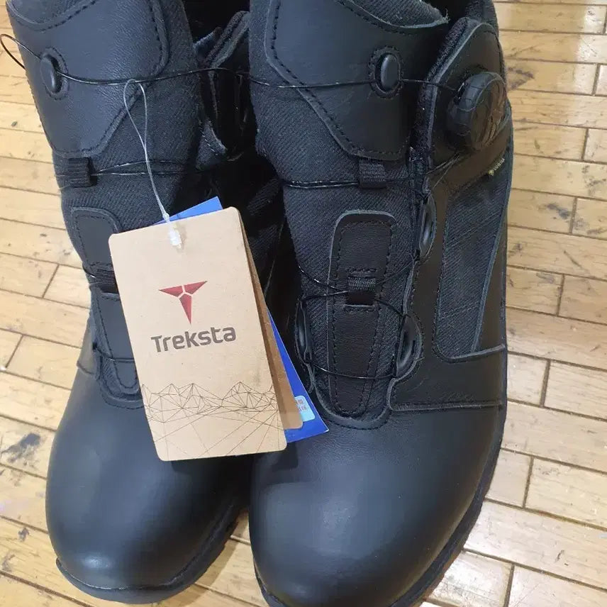 [BUNJANG] Treksta Gore-Tex Hiking Boots Safety Shoes Black 275 / 트렉스타   고어텍스  등산화  안전화블랙 275
