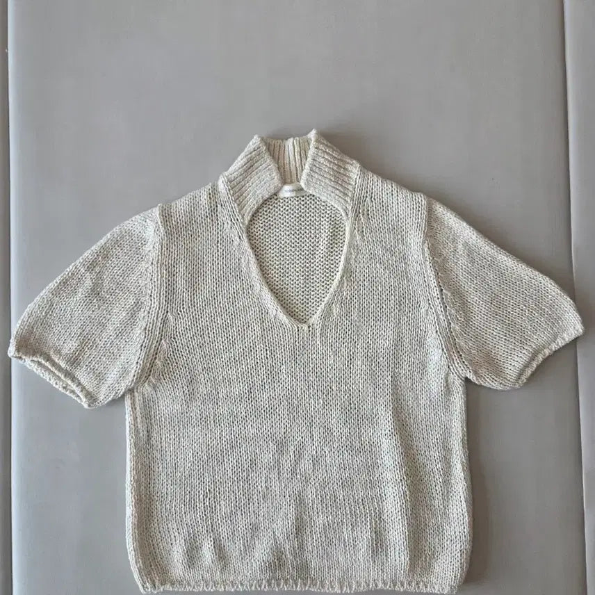 [BUNJANG] NotthingWritten Ivory Knit / 낫띵리튼 아이보리 니트
