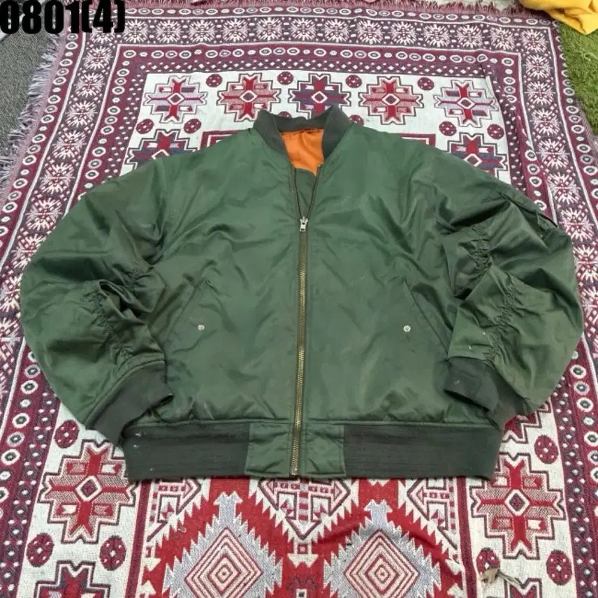 [BUNJANG] Reversible Bomber Jacket (Green/Orange) / 항공점퍼 그린/오렌지 양면