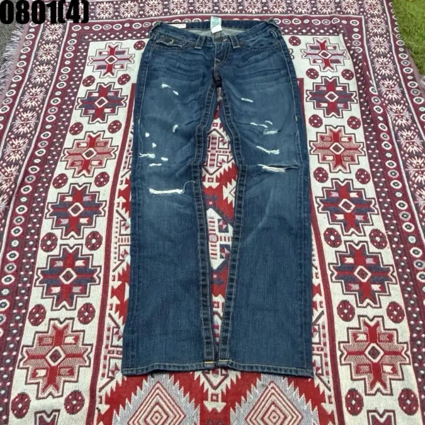 [BUNJANG] True Religion Stone Washed Distressed Cut Jeans / 트루릴리젼 청바지 스톤워싱 디스트로이드 컷팅