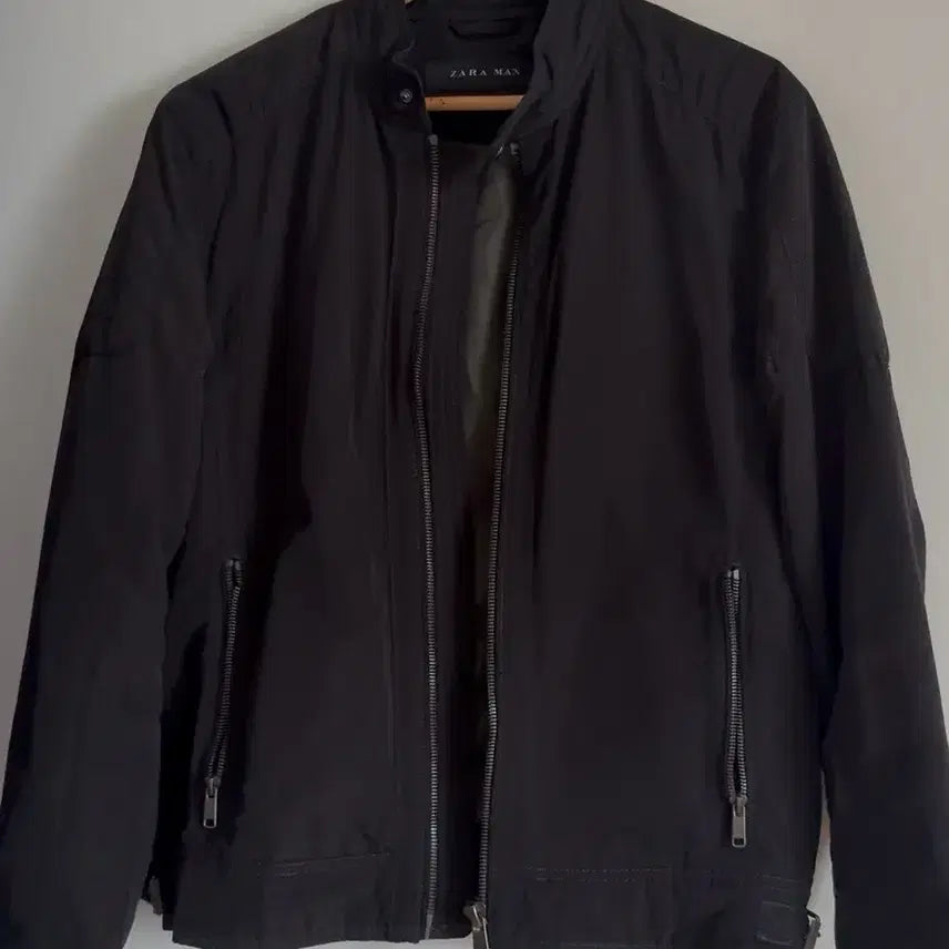 [BUNJANG] ZARA Man Black Zip-Up Jacket (Size M) / [ZARA MAN]블랙 집업 자켓 M A급