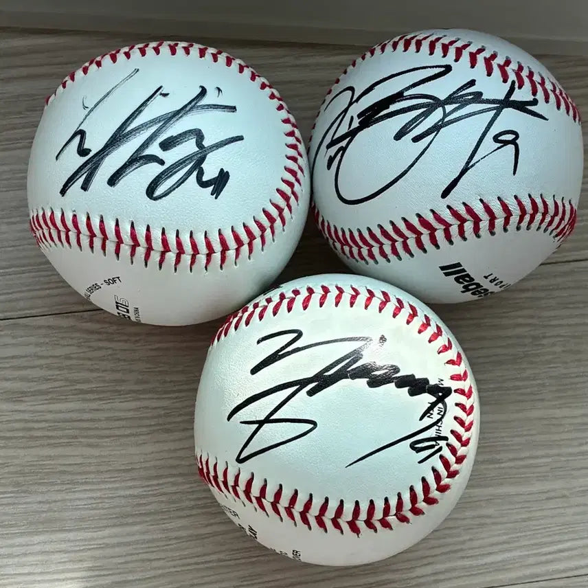 [BUNJANG] Hanwha Eagles Signed Baseball / 한화이글스 싸인볼 팔아요