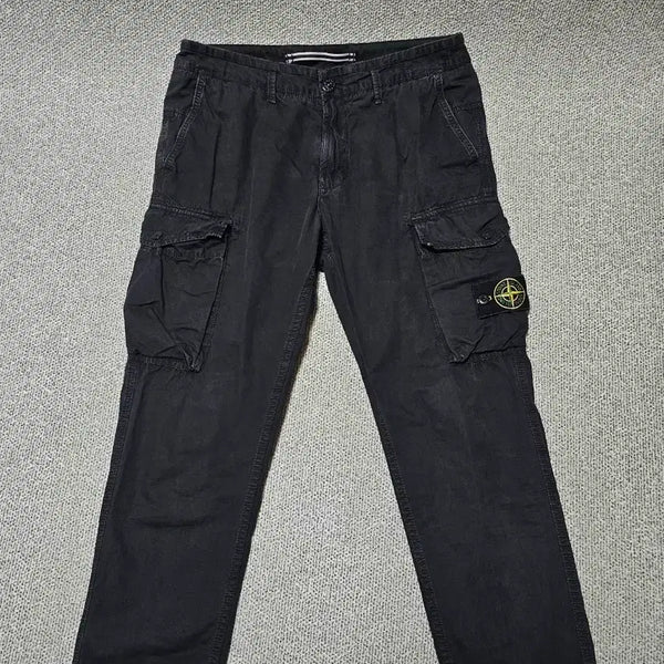 [BUNJANG] Stone Island Patch Cargo Pants Black 31 / [31 사이즈] 스톤아일랜드 와펜카고 블랙 팬츠