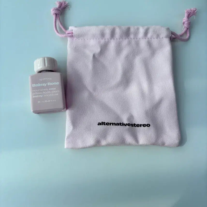 [BUNJANG] Alternative Stereo Baby Strawberry Pouch Set / 얼터너티브스테레오 베이비스트로베리 파우치포함